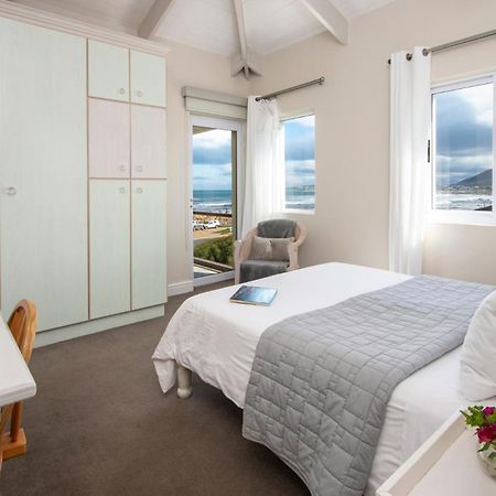 138 Marine Beachfront Guesthouse Херманус Экстерьер фото