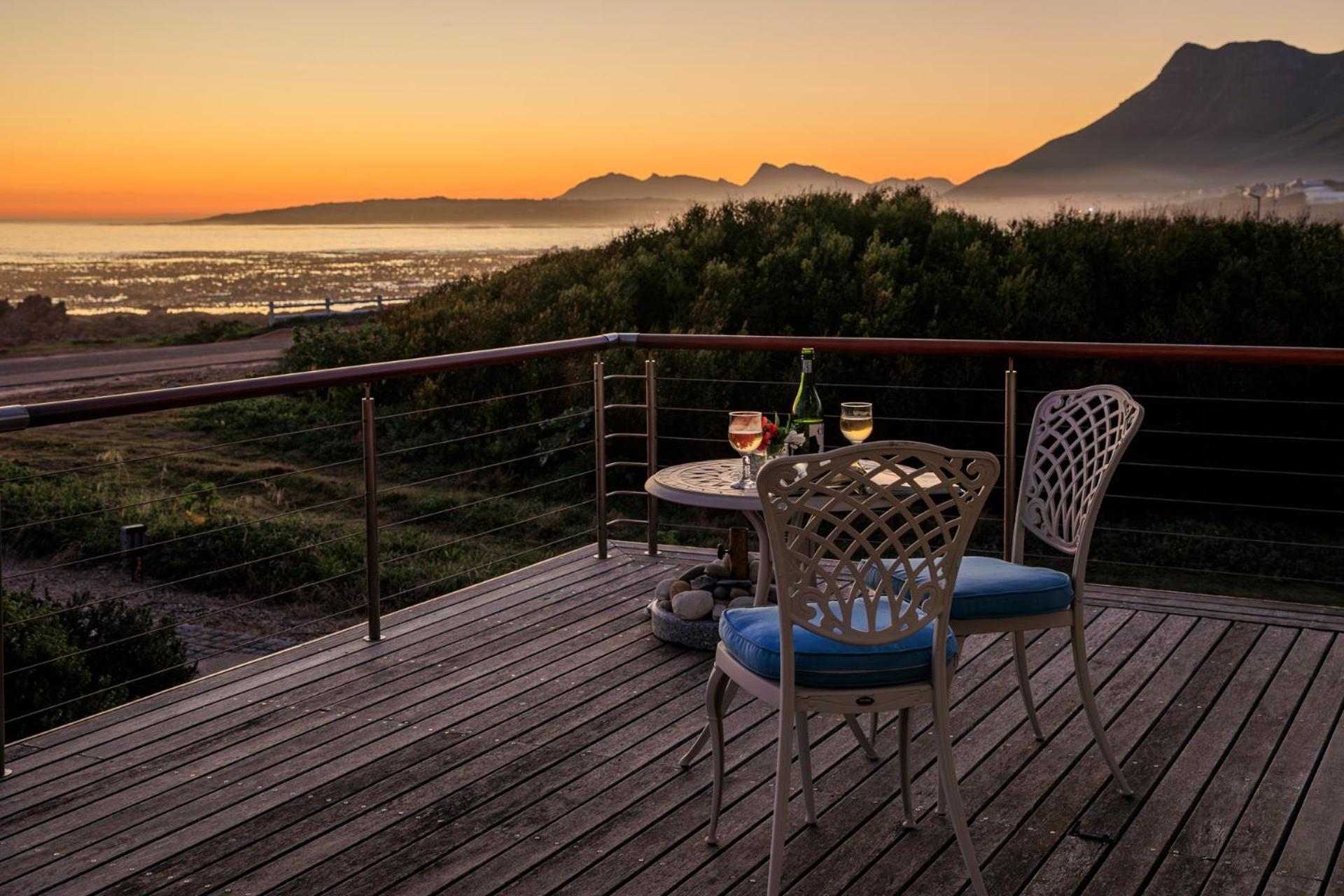 138 Marine Beachfront Guesthouse Херманус Экстерьер фото