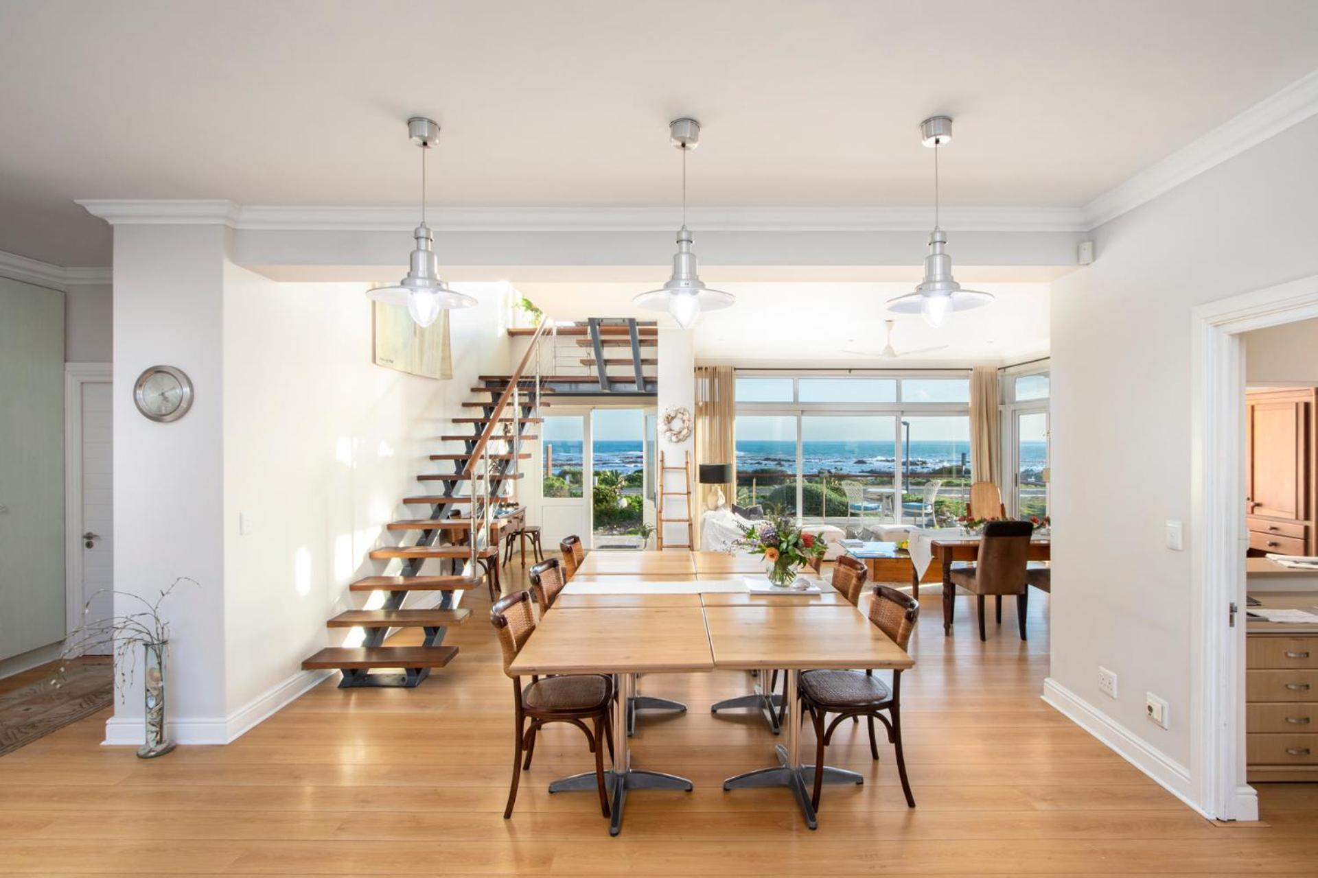 138 Marine Beachfront Guesthouse Херманус Экстерьер фото