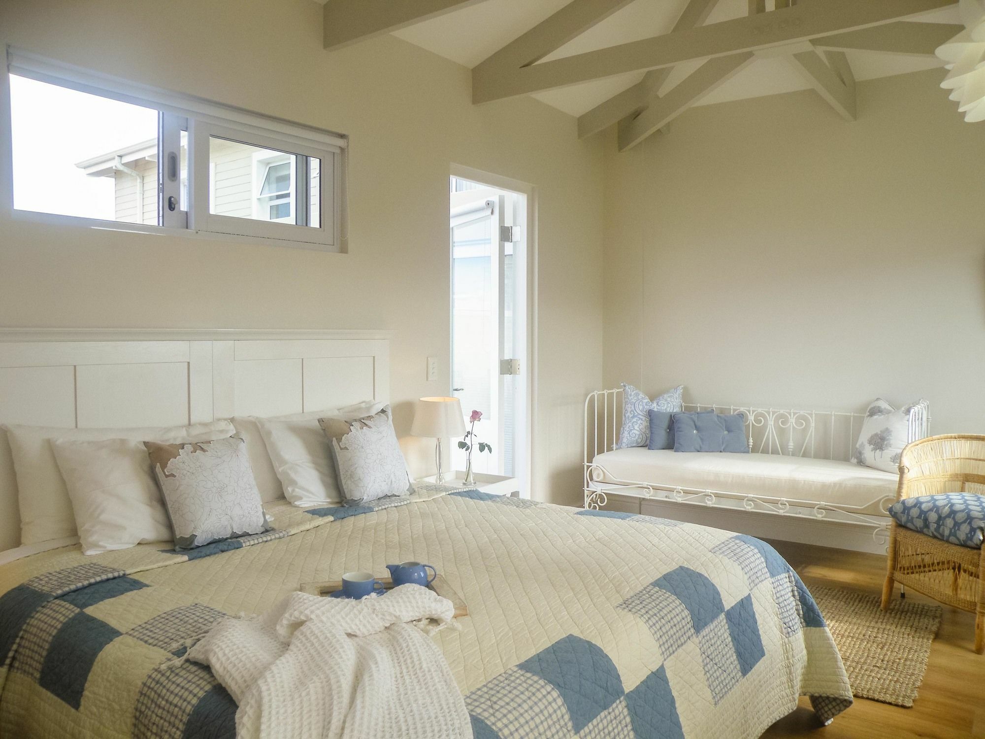 138 Marine Beachfront Guesthouse Херманус Экстерьер фото