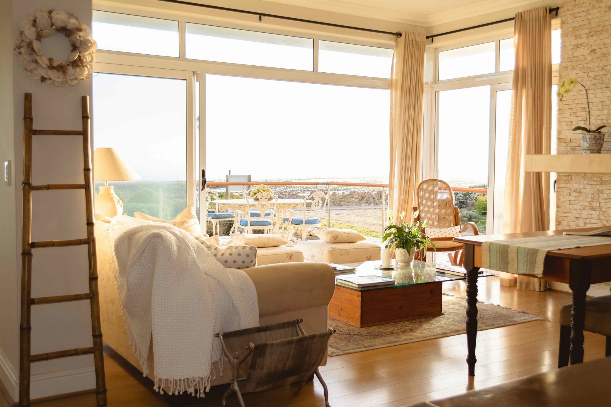 138 Marine Beachfront Guesthouse Херманус Экстерьер фото